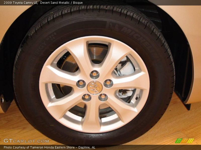 Desert Sand Metallic / Bisque 2009 Toyota Camry LE