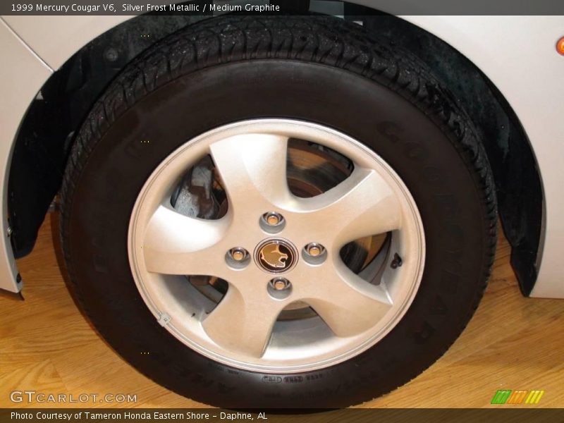 Silver Frost Metallic / Medium Graphite 1999 Mercury Cougar V6