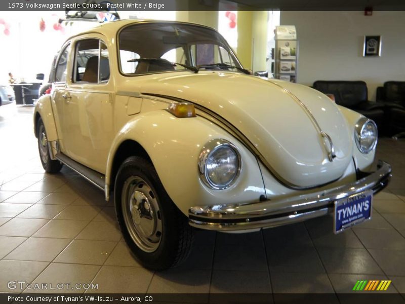 Pastel White / Beige 1973 Volkswagen Beetle Coupe