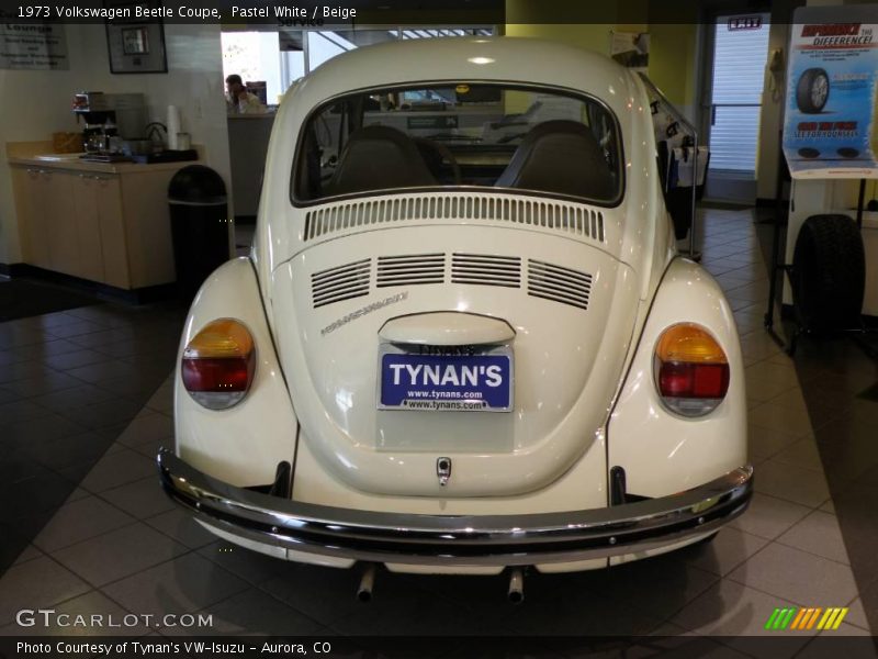 Pastel White / Beige 1973 Volkswagen Beetle Coupe