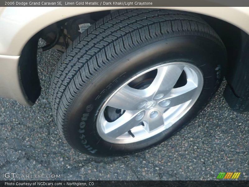 Linen Gold Metallic / Dark Khaki/Light Graystone 2006 Dodge Grand Caravan SE
