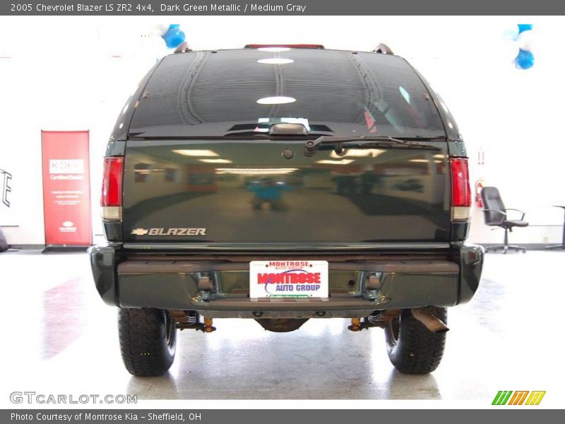 Dark Green Metallic / Medium Gray 2005 Chevrolet Blazer LS ZR2 4x4