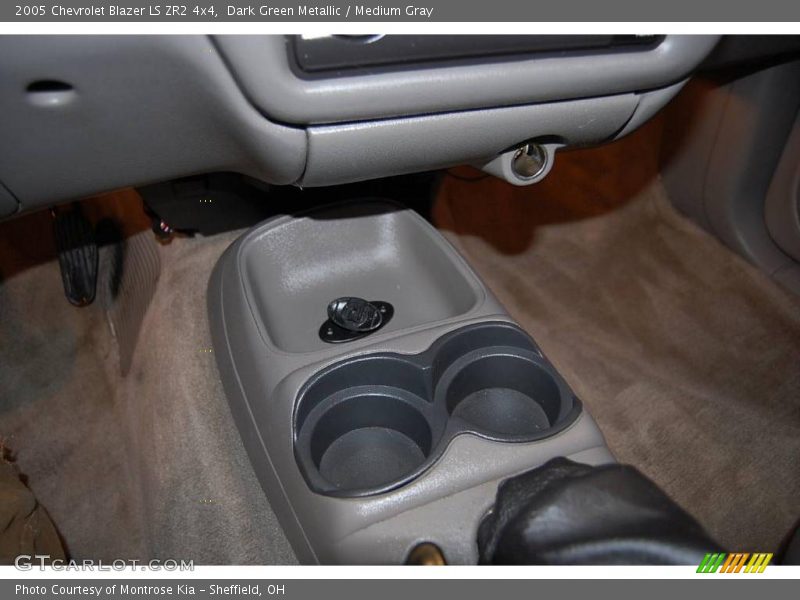 Dark Green Metallic / Medium Gray 2005 Chevrolet Blazer LS ZR2 4x4