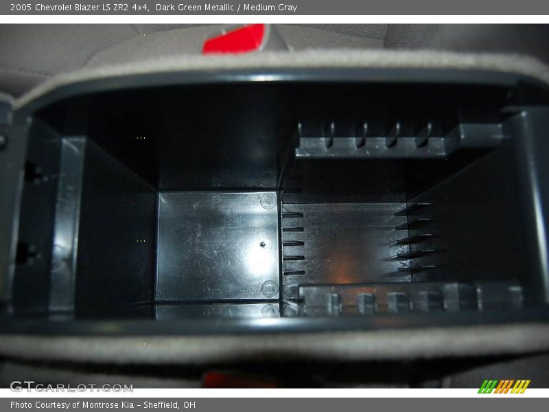 Dark Green Metallic / Medium Gray 2005 Chevrolet Blazer LS ZR2 4x4