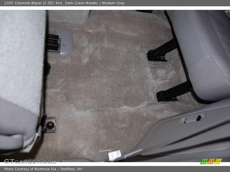Dark Green Metallic / Medium Gray 2005 Chevrolet Blazer LS ZR2 4x4