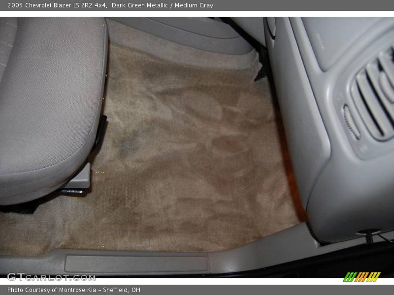 Dark Green Metallic / Medium Gray 2005 Chevrolet Blazer LS ZR2 4x4