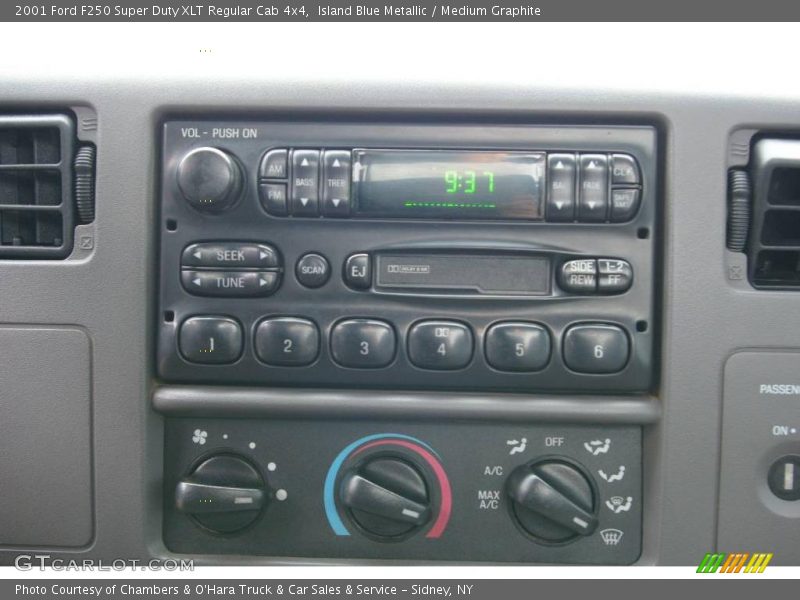 Island Blue Metallic / Medium Graphite 2001 Ford F250 Super Duty XLT Regular Cab 4x4