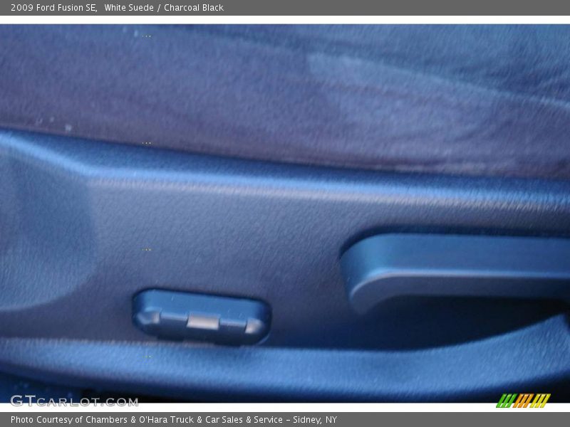 White Suede / Charcoal Black 2009 Ford Fusion SE