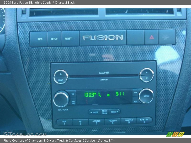 White Suede / Charcoal Black 2009 Ford Fusion SE