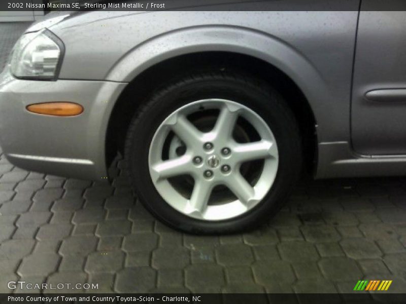 Sterling Mist Metallic / Frost 2002 Nissan Maxima SE