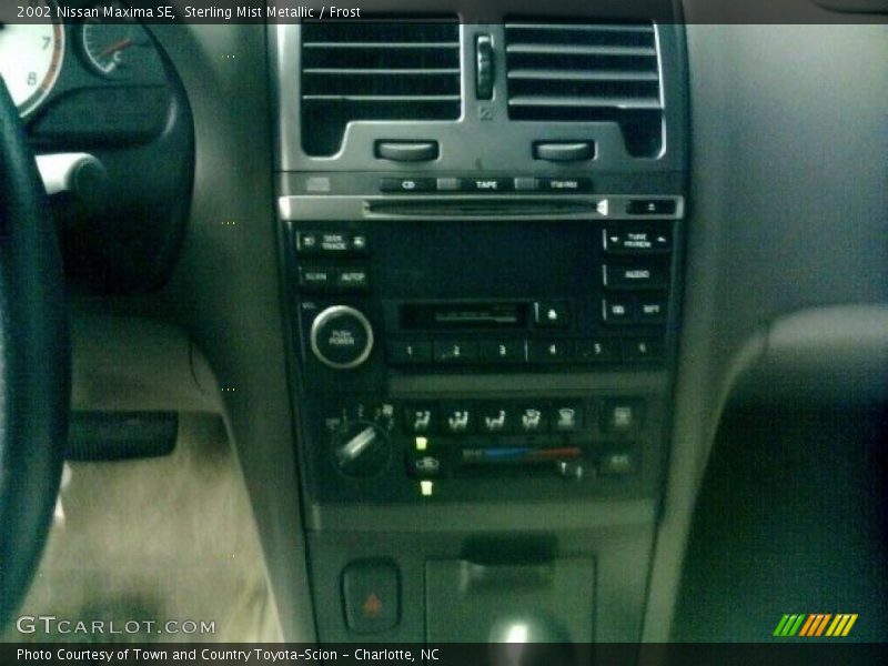 Sterling Mist Metallic / Frost 2002 Nissan Maxima SE