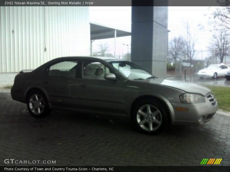 Sterling Mist Metallic / Frost 2002 Nissan Maxima SE