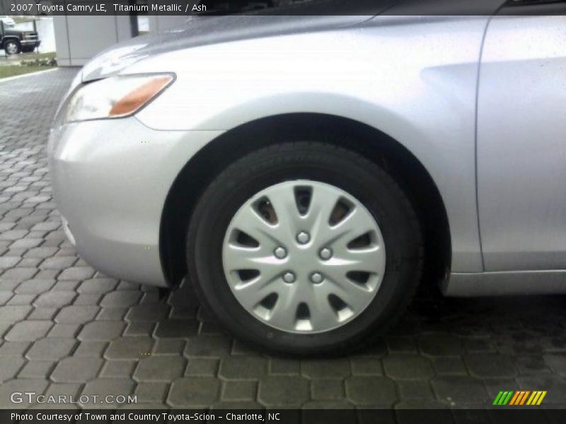 Titanium Metallic / Ash 2007 Toyota Camry LE