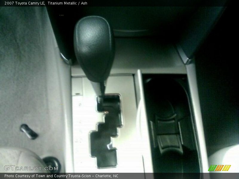 Titanium Metallic / Ash 2007 Toyota Camry LE
