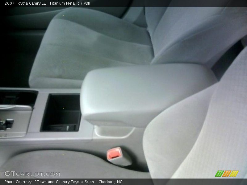 Titanium Metallic / Ash 2007 Toyota Camry LE