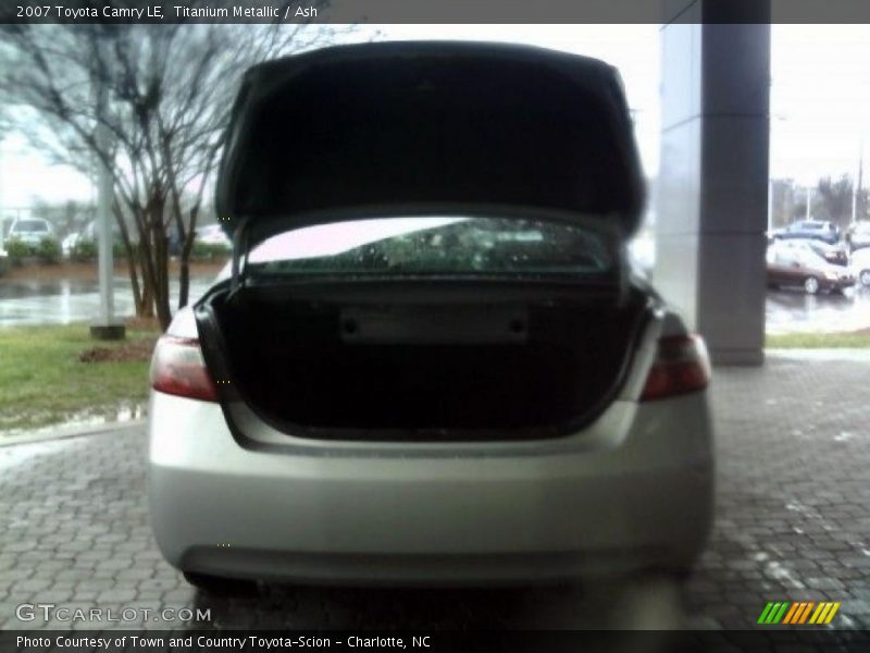 Titanium Metallic / Ash 2007 Toyota Camry LE