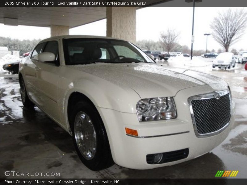 Cool Vanilla / Dark Slate Gray/Medium Slate Gray 2005 Chrysler 300 Touring
