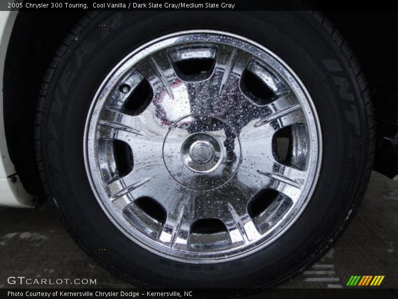 Cool Vanilla / Dark Slate Gray/Medium Slate Gray 2005 Chrysler 300 Touring