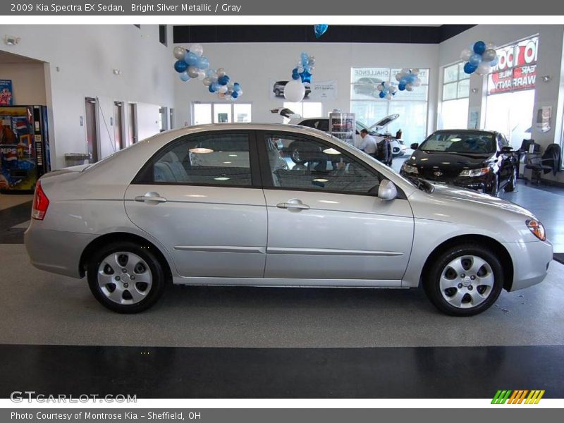 Bright Silver Metallic / Gray 2009 Kia Spectra EX Sedan