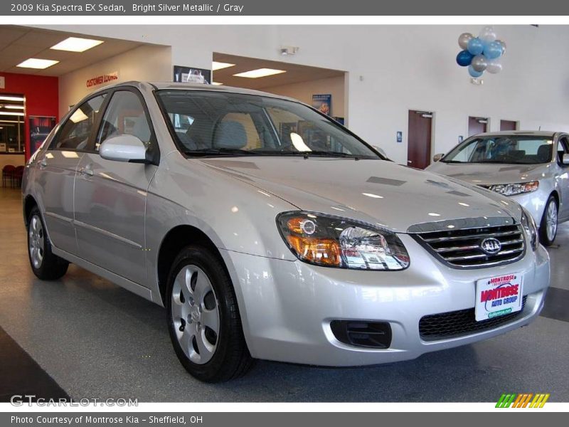 Bright Silver Metallic / Gray 2009 Kia Spectra EX Sedan