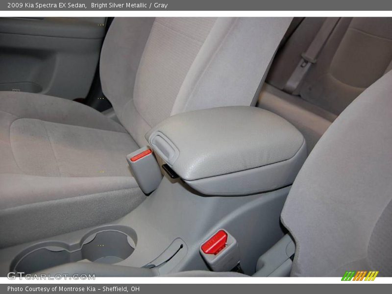 Bright Silver Metallic / Gray 2009 Kia Spectra EX Sedan