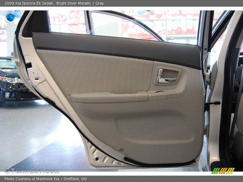 Bright Silver Metallic / Gray 2009 Kia Spectra EX Sedan