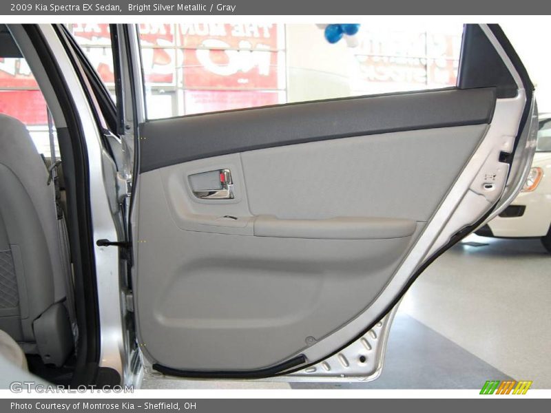 Bright Silver Metallic / Gray 2009 Kia Spectra EX Sedan
