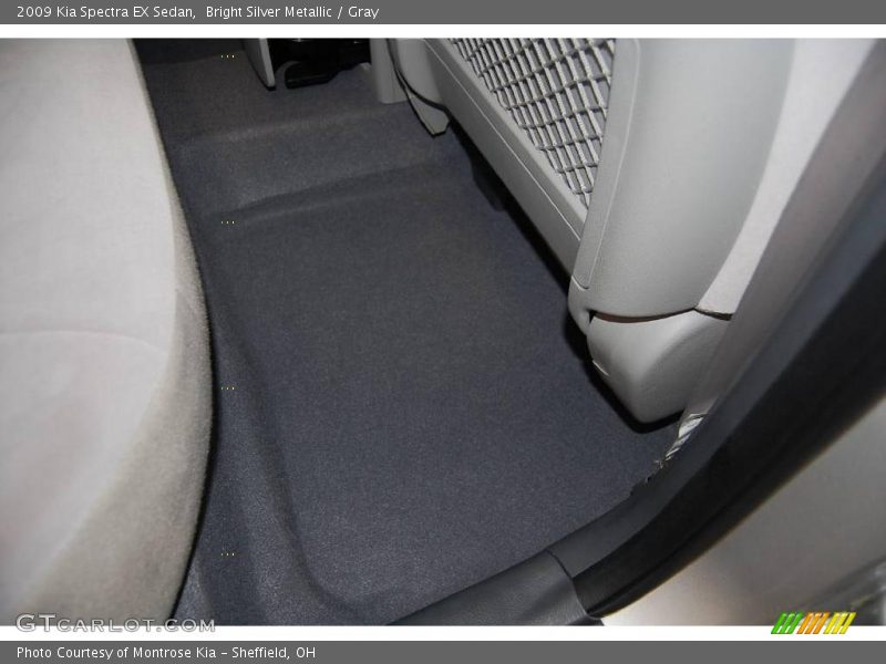 Bright Silver Metallic / Gray 2009 Kia Spectra EX Sedan