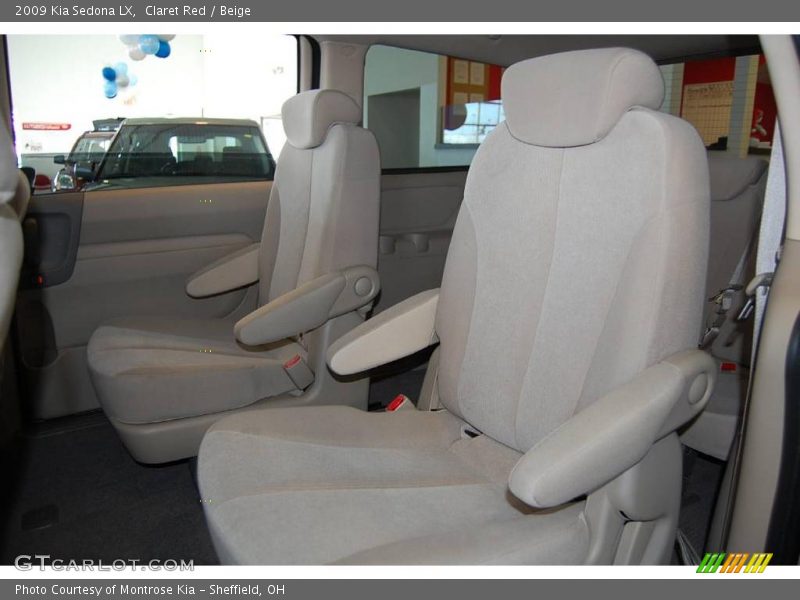 Claret Red / Beige 2009 Kia Sedona LX