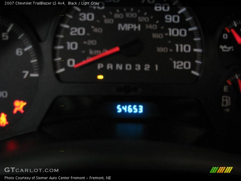 Black / Light Gray 2007 Chevrolet TrailBlazer LS 4x4