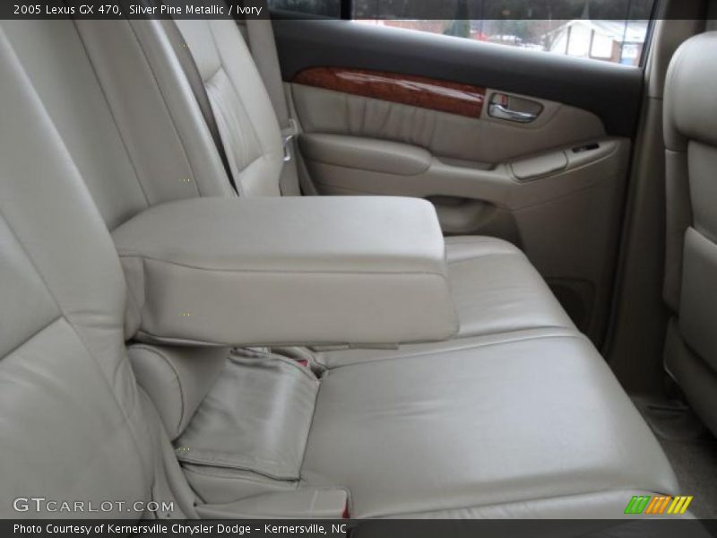 Silver Pine Metallic / Ivory 2005 Lexus GX 470