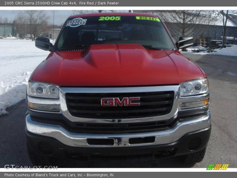 Fire Red / Dark Pewter 2005 GMC Sierra 2500HD Crew Cab 4x4