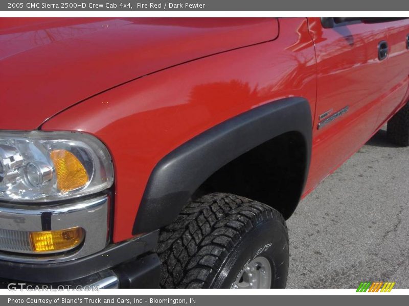 Fire Red / Dark Pewter 2005 GMC Sierra 2500HD Crew Cab 4x4