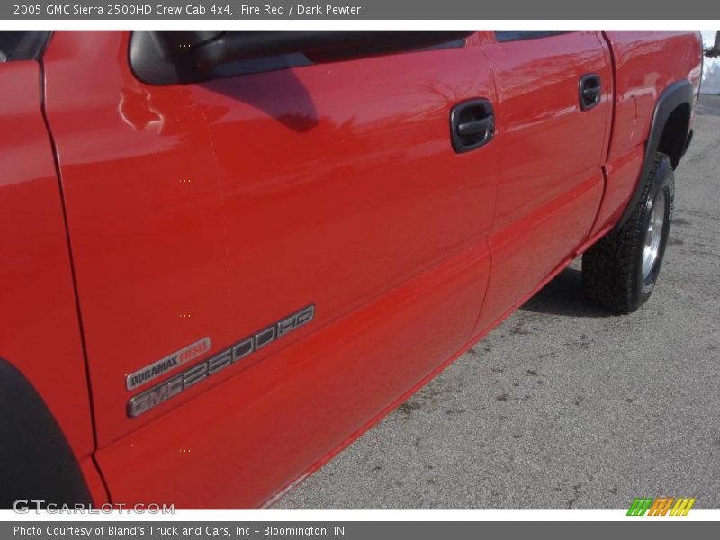 Fire Red / Dark Pewter 2005 GMC Sierra 2500HD Crew Cab 4x4