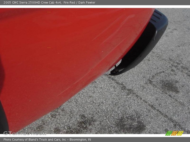 Fire Red / Dark Pewter 2005 GMC Sierra 2500HD Crew Cab 4x4