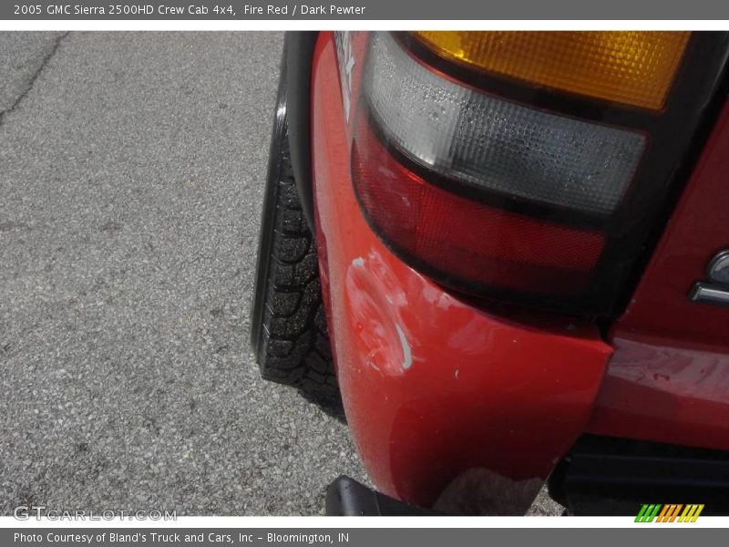 Fire Red / Dark Pewter 2005 GMC Sierra 2500HD Crew Cab 4x4
