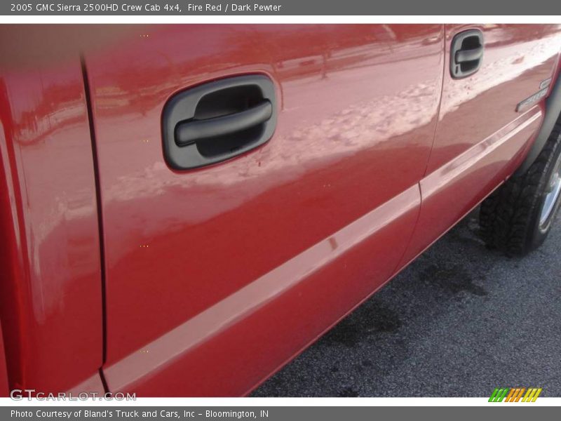 Fire Red / Dark Pewter 2005 GMC Sierra 2500HD Crew Cab 4x4