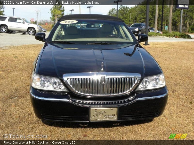 Black / Medium Light Stone 2006 Lincoln Town Car Designer Series