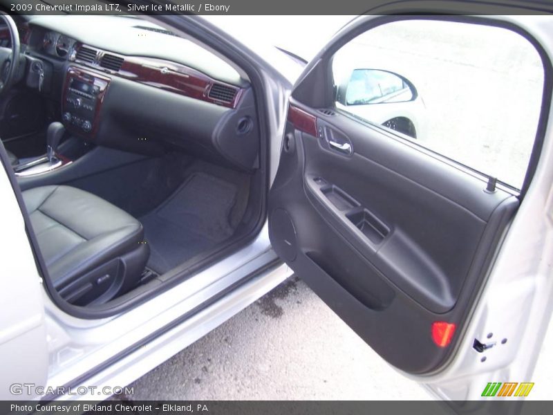 Silver Ice Metallic / Ebony 2009 Chevrolet Impala LTZ