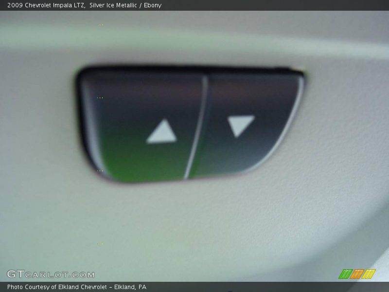 Silver Ice Metallic / Ebony 2009 Chevrolet Impala LTZ