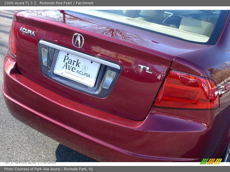 Redondo Red Pearl / Parchment 2006 Acura TL 3.2