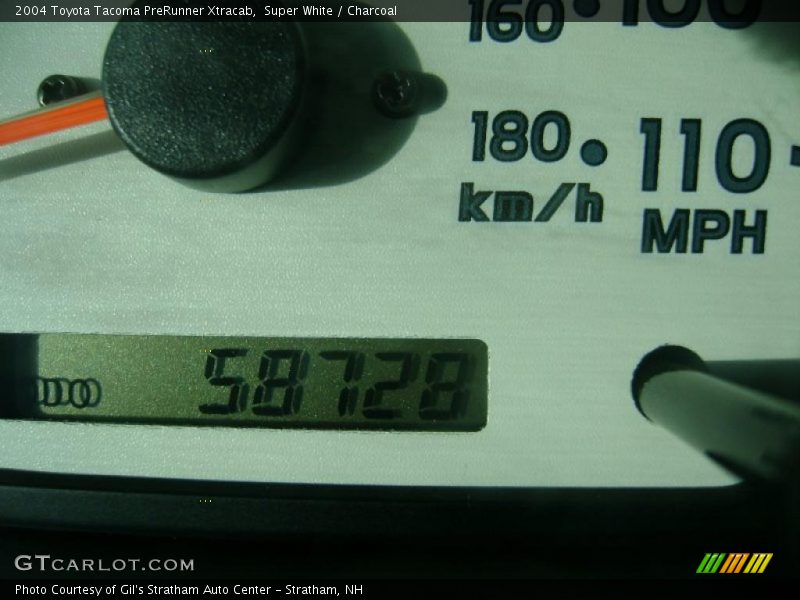 Super White / Charcoal 2004 Toyota Tacoma PreRunner Xtracab