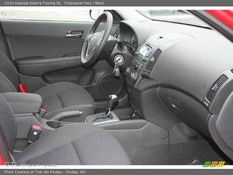 Chilipepper Red / Black 2010 Hyundai Elantra Touring SE