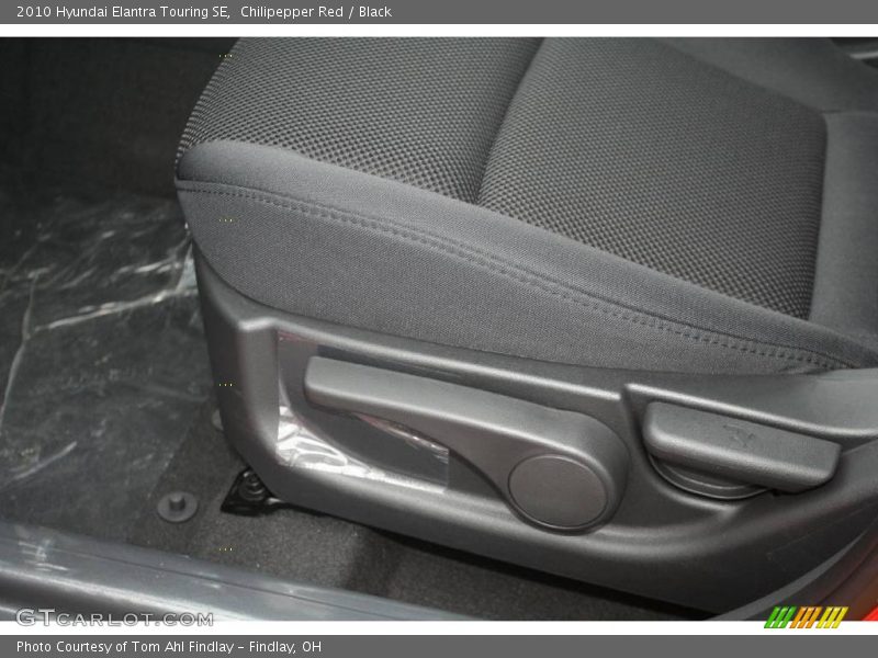 Chilipepper Red / Black 2010 Hyundai Elantra Touring SE