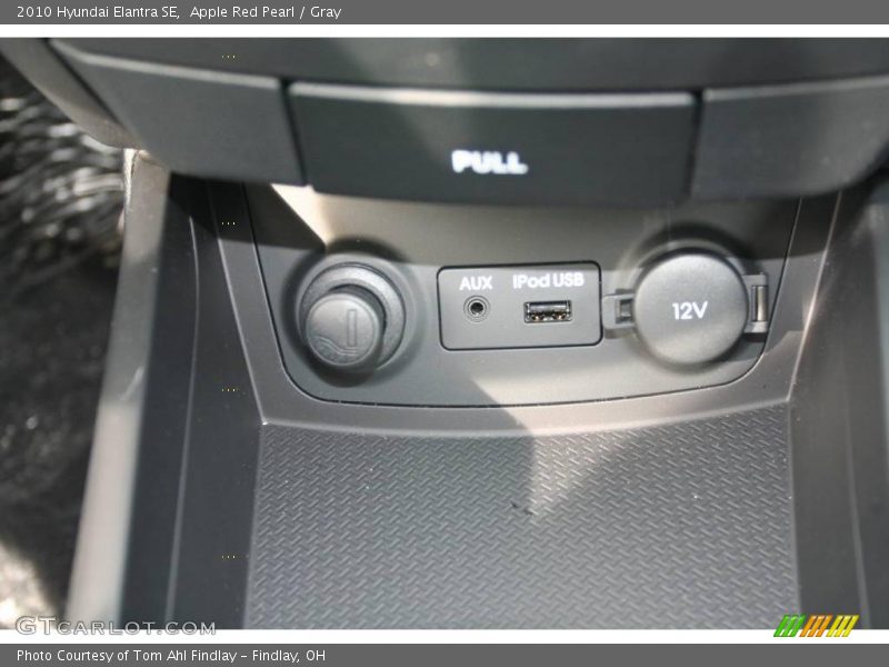 Apple Red Pearl / Gray 2010 Hyundai Elantra SE