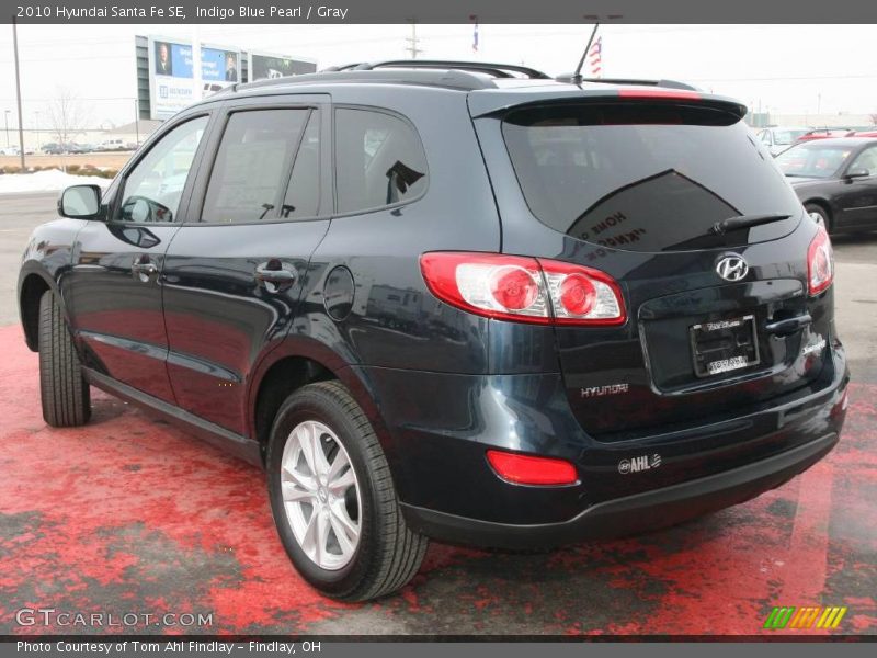 Indigo Blue Pearl / Gray 2010 Hyundai Santa Fe SE