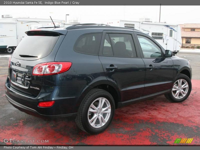 Indigo Blue Pearl / Gray 2010 Hyundai Santa Fe SE