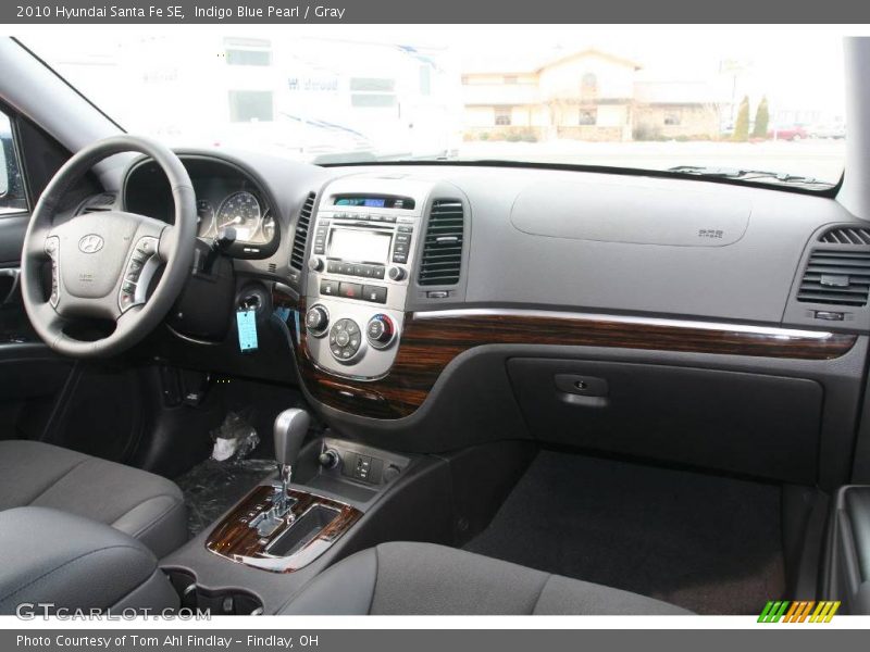 Indigo Blue Pearl / Gray 2010 Hyundai Santa Fe SE