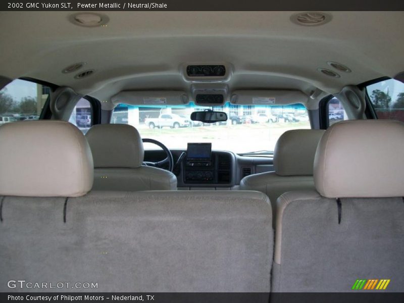 Pewter Metallic / Neutral/Shale 2002 GMC Yukon SLT