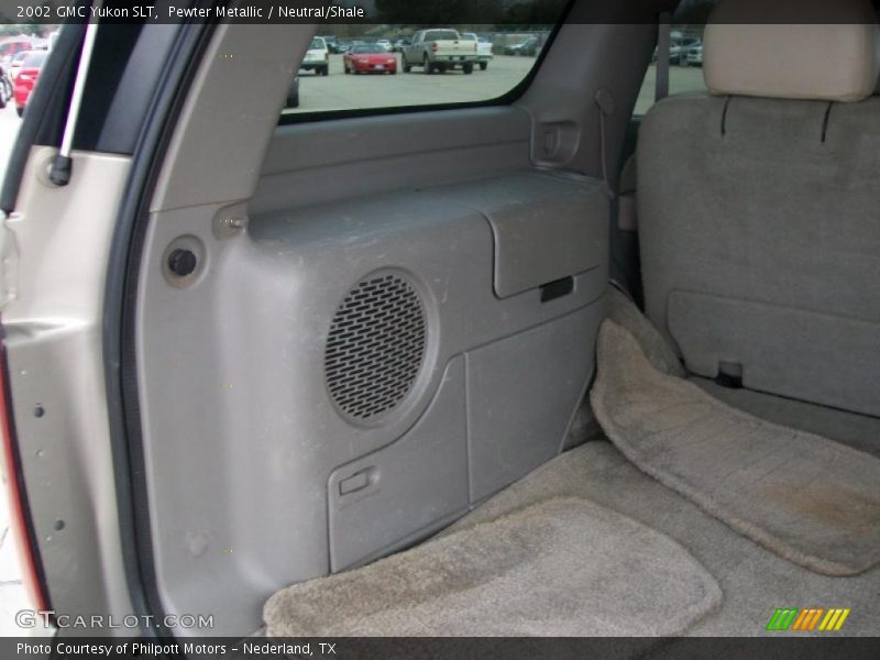 Pewter Metallic / Neutral/Shale 2002 GMC Yukon SLT